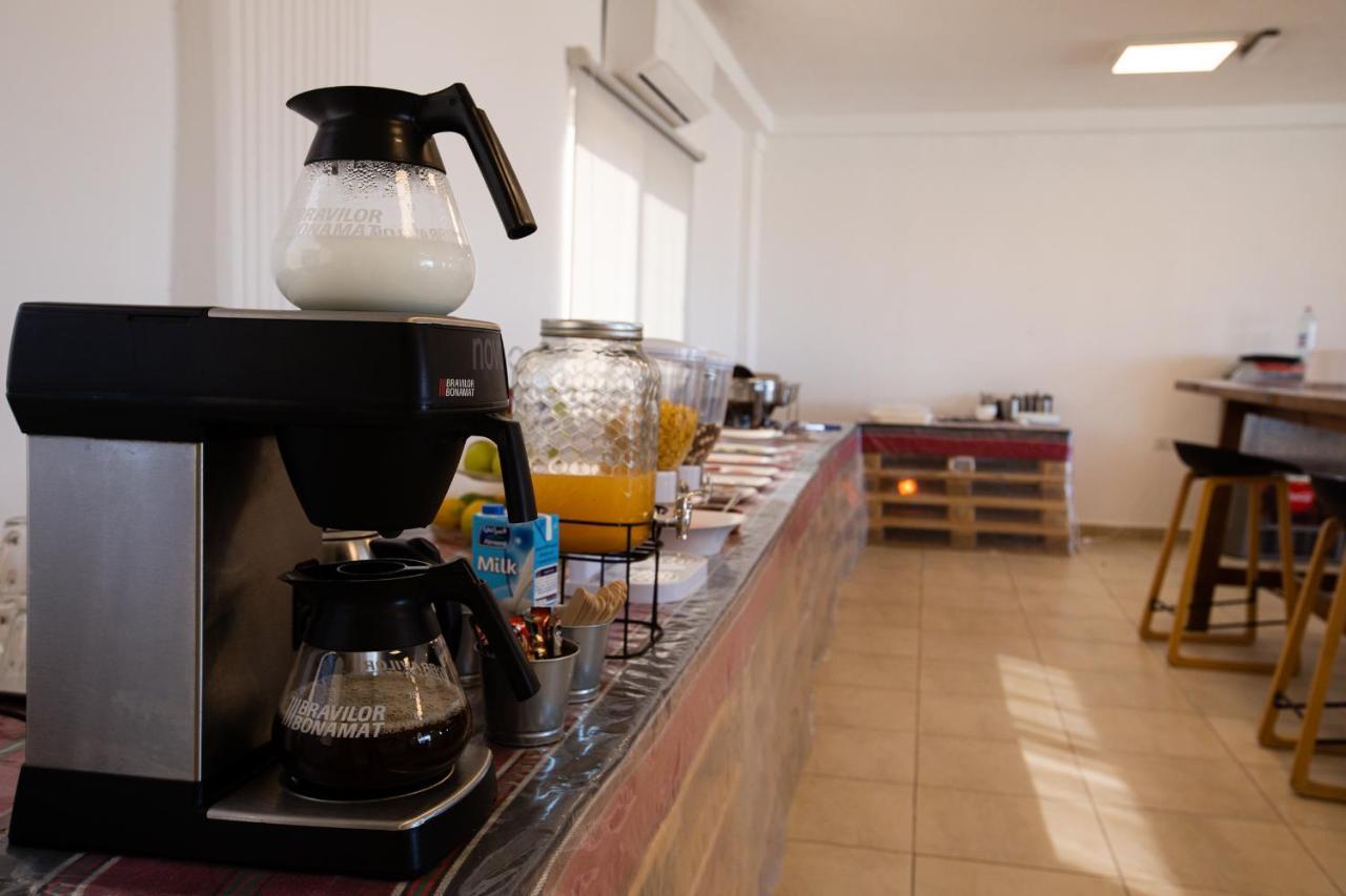 Nomads Hotel Petra วาดี มูซา ภายนอก รูปภาพ