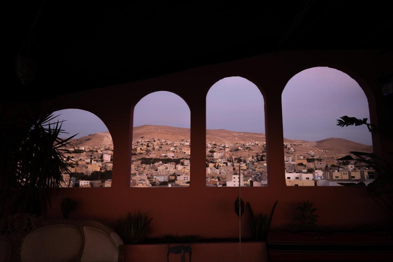 Nomads Hotel Petra วาดี มูซา ภายนอก รูปภาพ